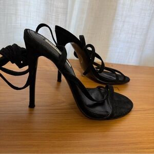 Steve Madden Lace up heels